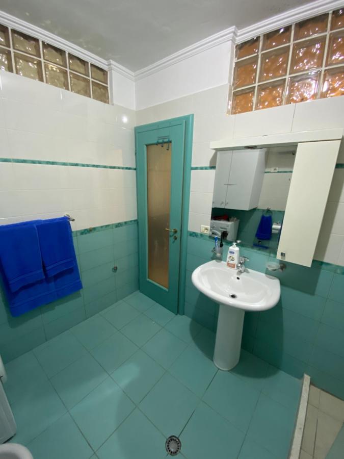 Chlo Apartment 3 Tiranë Luaran gambar